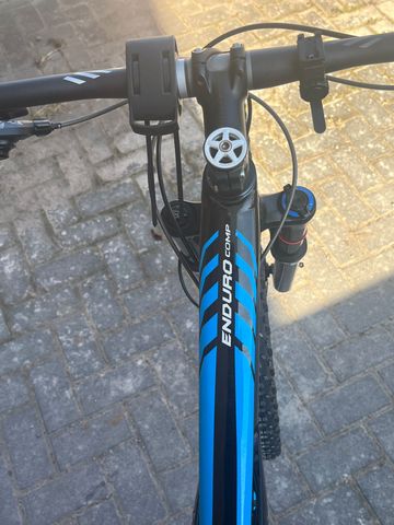 Used Specialized Enduro Comp 29 2015 2015 Mountainbike, Blue, 29 — image 8 of 11