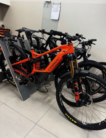 Brugt Orbea WILD FS M-LTD 20mph 2021 2021 MTB