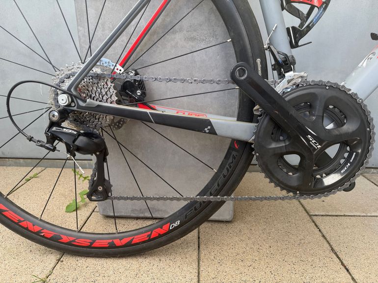 CUBE ATTAIN GTC Pro Disc 2017 2017 Road & Gravel usato, Grigio chiaro — immagine 3 di 5