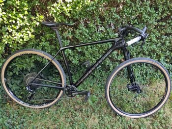 Używany Cannondale F-Si Carbon 4 2019 2019 MTB
