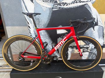 BMC Teammachine SLR01 ONE 2019 2019 Road & Gravel usato
