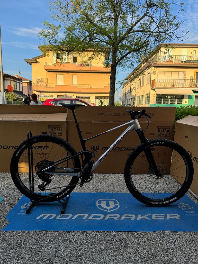 Używany Mondraker F-podium Sram Eagle Transmission GX 2025 Mountainbike — zdjęcie 6 z 6
