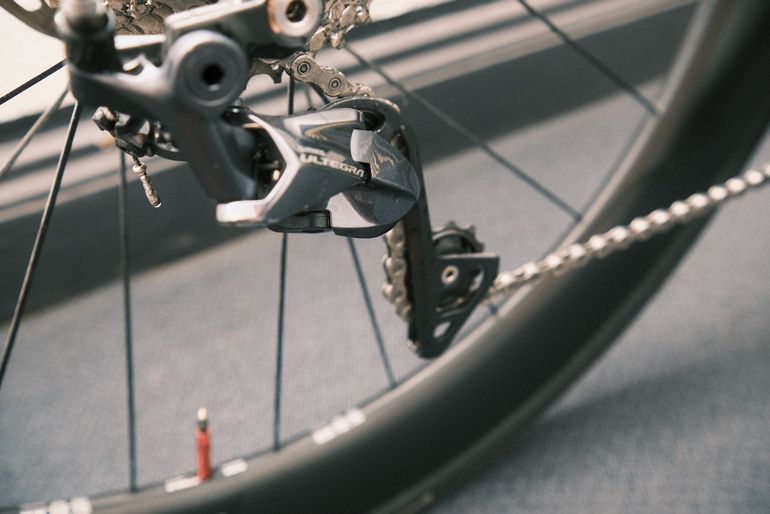 Używany Canyon Aeroad CF SL 8 Disc 2023 2023 Road & Gravel — zdjęcie 6 z 19