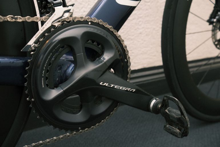 Używany Canyon Aeroad CF SL 8 Disc 2023 2023 Road & Gravel — zdjęcie 4 z 19