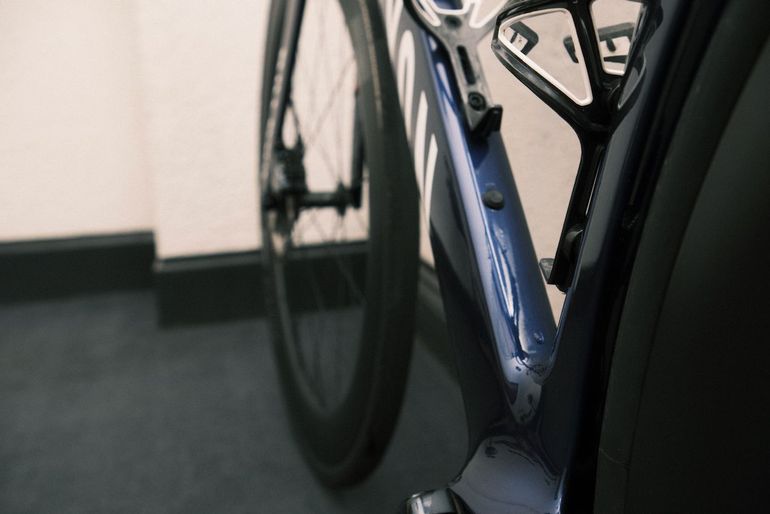 Używany Canyon Aeroad CF SL 8 Disc 2023 2023 Road & Gravel — zdjęcie 13 z 19