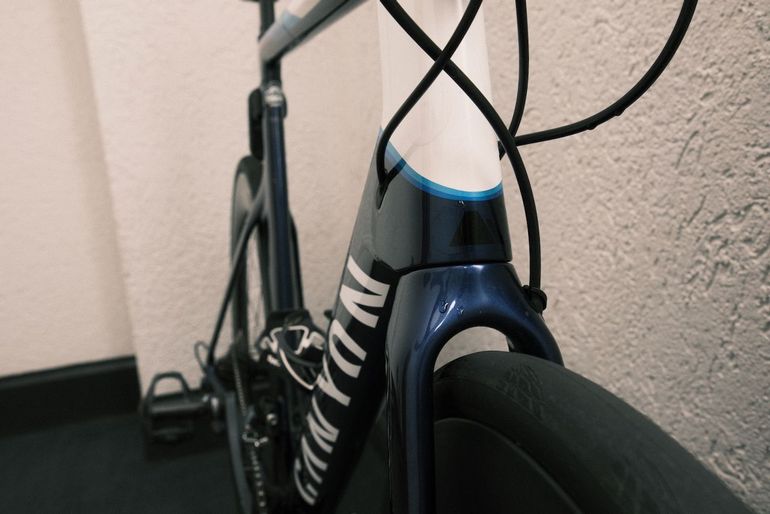 Używany Canyon Aeroad CF SL 8 Disc 2023 2023 Road & Gravel — zdjęcie 9 z 19