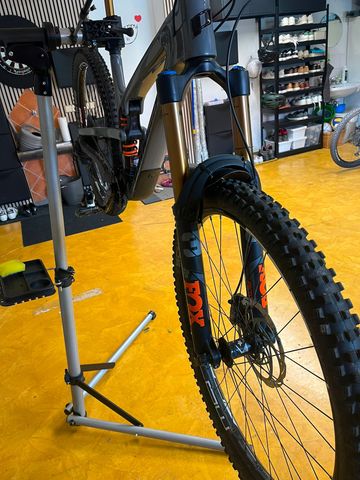 Used Propain Spindrift SRAM GX Eagle 2023 Mountainbike, Light Gray — image 2 of 6