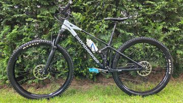 Used Mondraker RAZE 2023 2023 Mountainbike, White, 29 — image 5 of 12