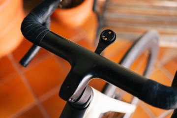 Used Orbea ORCA M30 2025 2025 Road & Gravel, White — image 8 of 18
