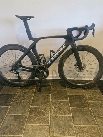 Použité Trek Madone SLR 7 Gen 7 2024 2024 Road & Gravel