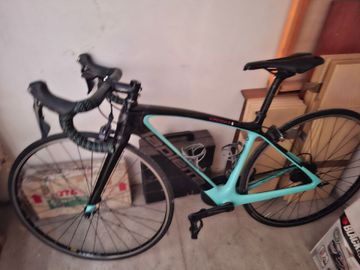 Używany La Pierre Custom Shimano Ultegra 2018 Road & Gravel — zdjęcie 2 z 8