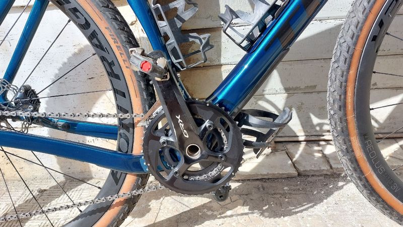 Used Trek Checkpoint Shimano GRX Di2+FOX Forcella Ammortizzata - 32 Taper-Cast - Factory | FLOAT | GRIP SL - 28" | 50mm | Offset 45mm | 12x100mm - Shiny Black + REGGISELLA AMMORTIZZATO + Redshift ShockStop Attacco Manubrio + Forcella originale rigida Trek 2023 Road & Gravel, Green — image 3 of 9
