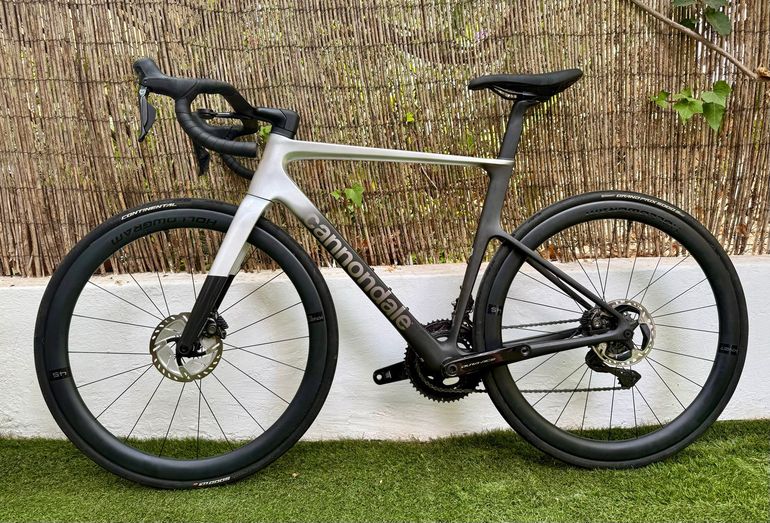 Używany Cannondale SuperSix EVO Shimano Dura Ace Di2 2024 Road & Gravel — zdjęcie 2 z 16