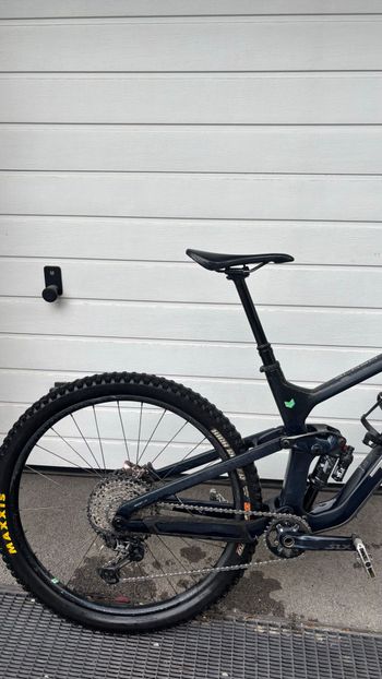 Używany Trek Slash Shimano SLX 2022 Mountainbike — zdjęcie 4 z 5