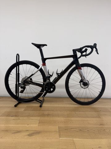 Tweedehands Cipollini Bond SRAM Rival 2024 Road & Gravel