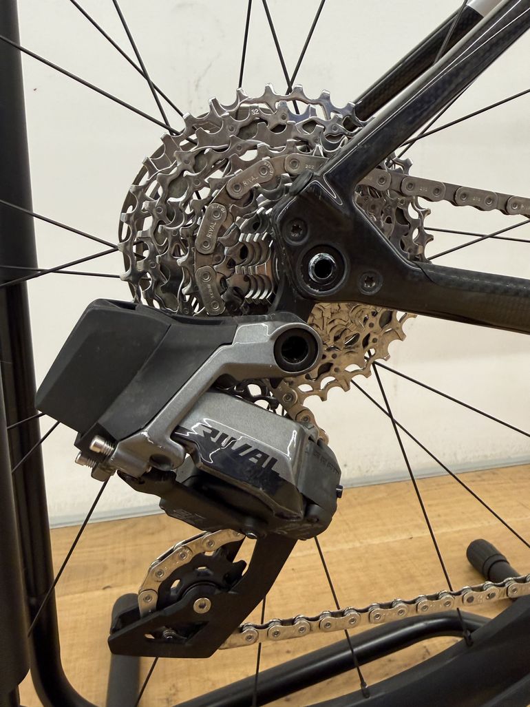 Brugt Cipollini Bond SRAM Rival 2024 Road & Gravel — billede 3 af 6