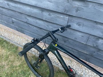 Used Giant Xtc Shimano Deore 2022 Mountainbike, Black — image 5 of 12