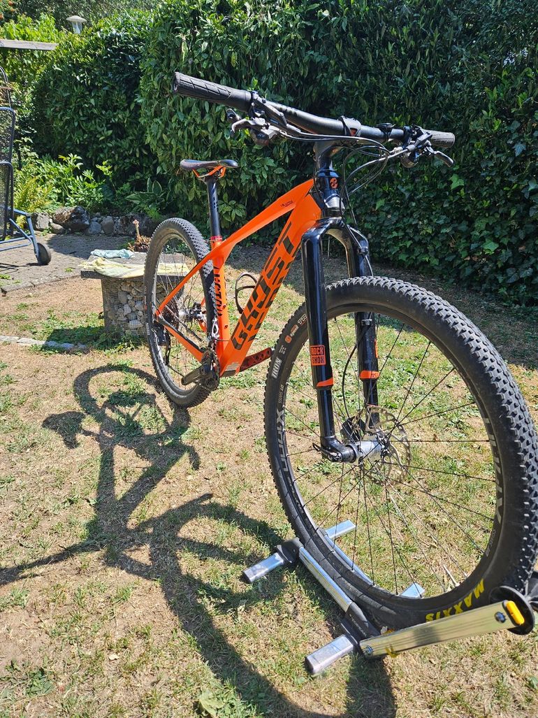 Used Ghost Lector Shimano Deore XT 2017 Mountainbike, Orange — image 4 of 7