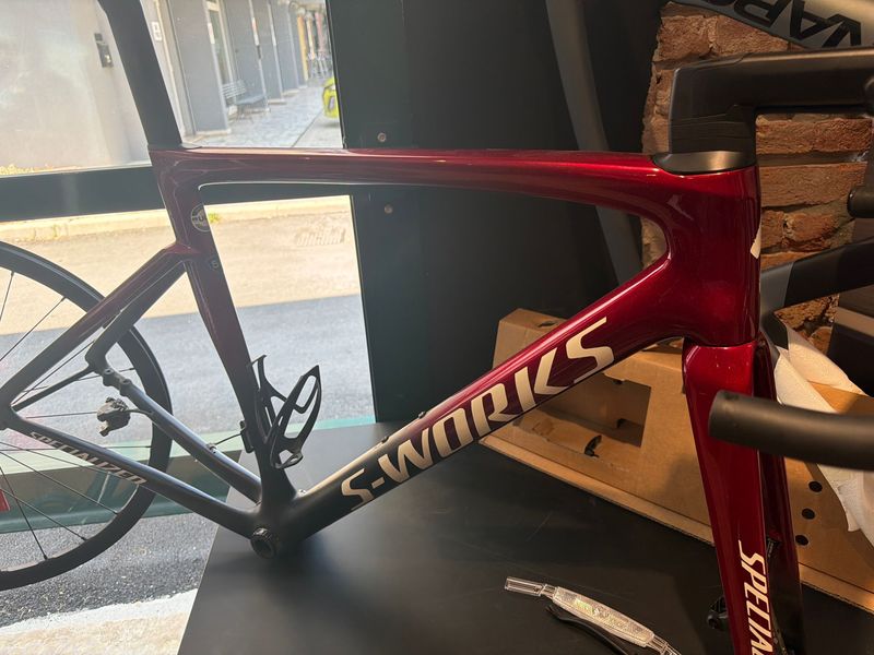 Specialized Remco ‘Rojo’ Tarmac SL7 LTD 2023 Frameset 2023 Road & Gravel d'occasion