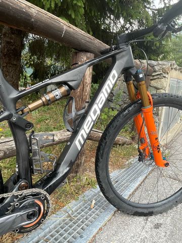 Použité Megamo trak Custom SRAM X01 Eagle AXS 2025 Mountainbike — obrázek 4 z 6