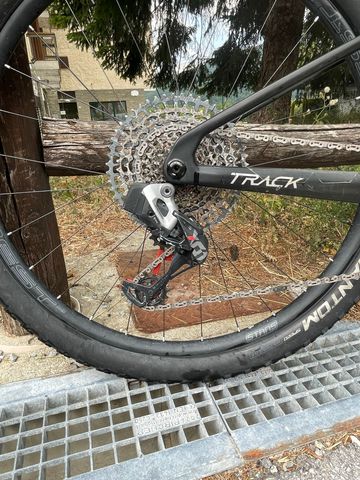Použité Megamo trak Custom SRAM X01 Eagle AXS 2025 Mountainbike — obrázek 3 z 6