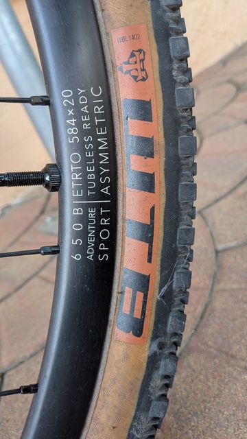 Used Genesis Fugio 30 2019 2019 Road & Gravel, Blue — image 5 of 10