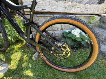 Used Bulls Wild Ronin RS Carbon 2023 Mountainbike, Black, 29 — image 13 of 15