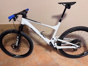 Použité Scott Spark RC Pro 2022 2022 MTB