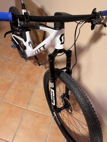 Used Scott Spark RC Pro 2022 2022 Mountainbike, White, 29 — image 7 of 7