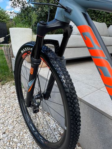 Giant Fathom 2 2018 2018 Mountainbike d'occasion — image 5 sur 14