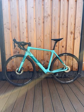 Tweedehands Bianchi Infinito 105 2025 2025 Road & Gravel