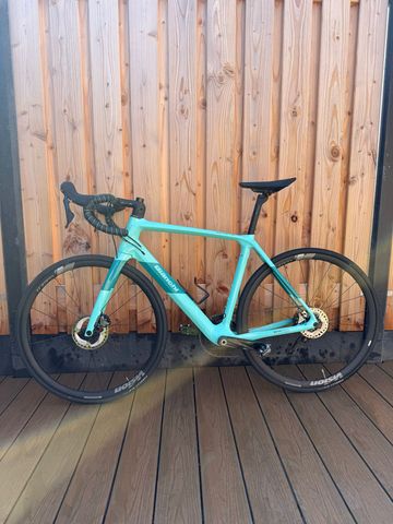 Brugt Bianchi Infinito 105 2025 2025 Road & Gravel — billede 1 af 14