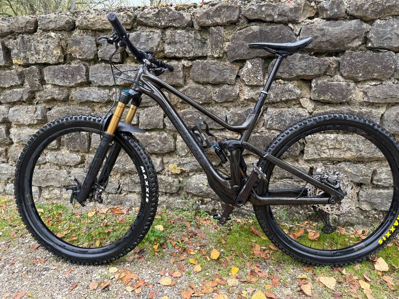 Used Lapierre Zesty AM CF 8.9 2023 2023 MTB