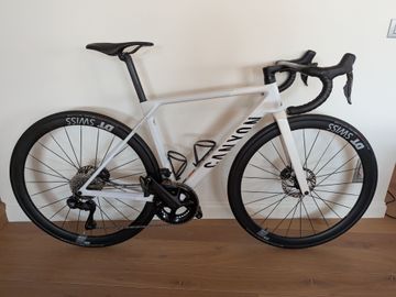 Käytetty Canyon Ultimate CF SLX 8 Di2 2024 2024 Road & Gravel