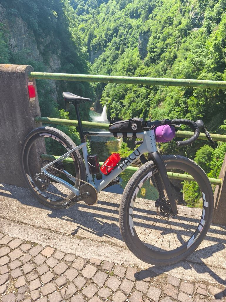 Used Palu Custom SRAM Rival eTap AXS 2022 Road & Gravel, Light Gray — image 2 of 3