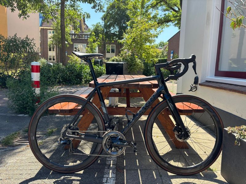 Używany Colnago C64 Shimano Dura Ace Di2 2020 Road & Gravel