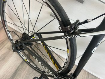 Used Canyon Ultimate Campagnolo Athena 2016 Road & Gravel, Black — image 4 of 6