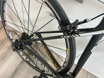 Used Canyon Ultimate Campagnolo Athena 2016 Road & Gravel, Black — image 4 of 6