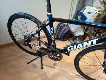 Použité Giant Advanced Sl 2012 2012 Road & Gravel — obrázek 12 z 14