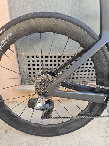 Käytetty Scott Foil RC Ultimate 2025 2025 Road & Gravel — kuva 17 / 27