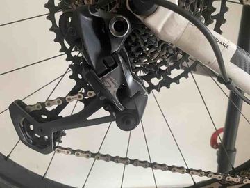 Tweedehands rockkrider XC900S 2023 Mountainbike — afbeelding 4 van 19