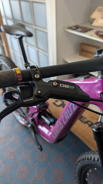 Używany Santa Cruz Heckler SRAM GX Eagle 2025 Mountainbike — zdjęcie 6 z 7