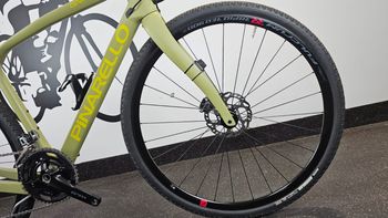 Brugt Pinarello Granger X3 Disc 2023 2023 Road & Gravel — billede 9 af 20