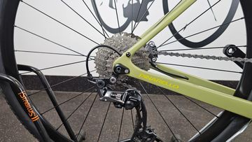 Używany Pinarello Granger X3 Disc 2023 2023 Road & Gravel — zdjęcie 16 z 20