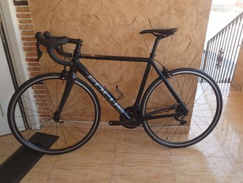 Focus IZALCO RACE 6.9 2020 2020 Road & Gravel d'occasion