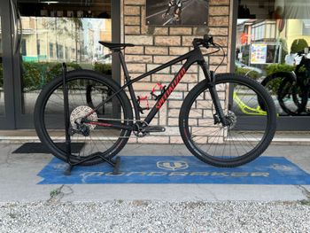 Specialized Epic Hardtail 2021 2021 Mountainbike usato, Nero — immagine 3 di 4