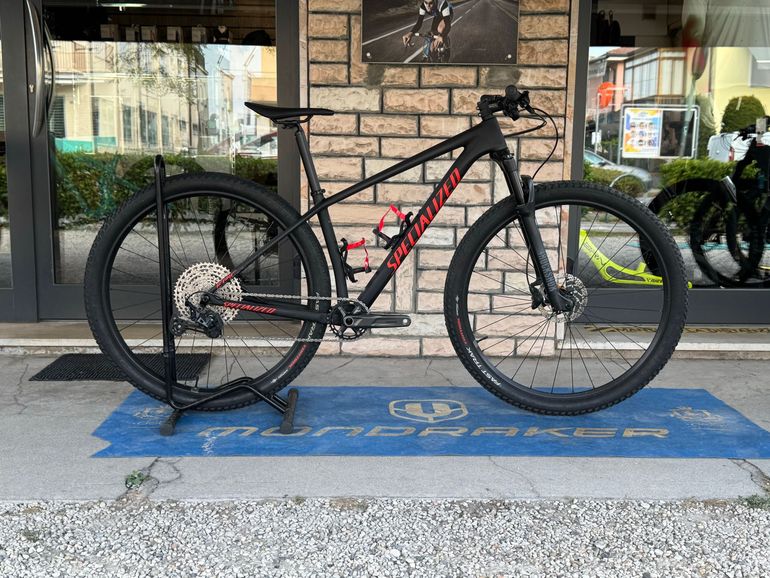 Specialized Epic Hardtail 2021 2021 Mountainbike usato, Nero — immagine 3 di 4