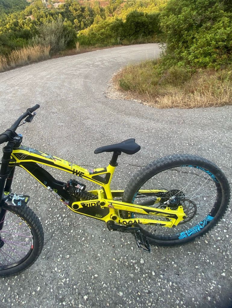 Used YT Industries Tues Other Shimano 2017 Mountainbike, Green — image 4 of 5