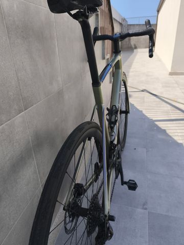 Giant Defy Shimano 105 2024 Road & Gravel usato, Verde — immagine 5 di 6