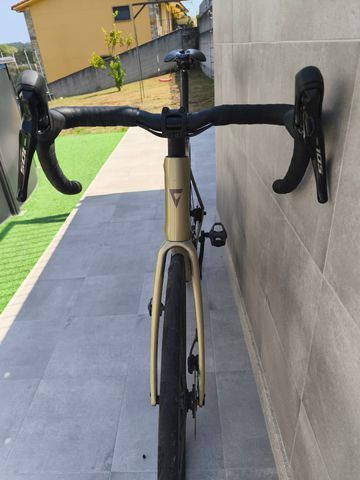 Giant Defy Shimano 105 2024 Road & Gravel usato, Verde — immagine 6 di 6